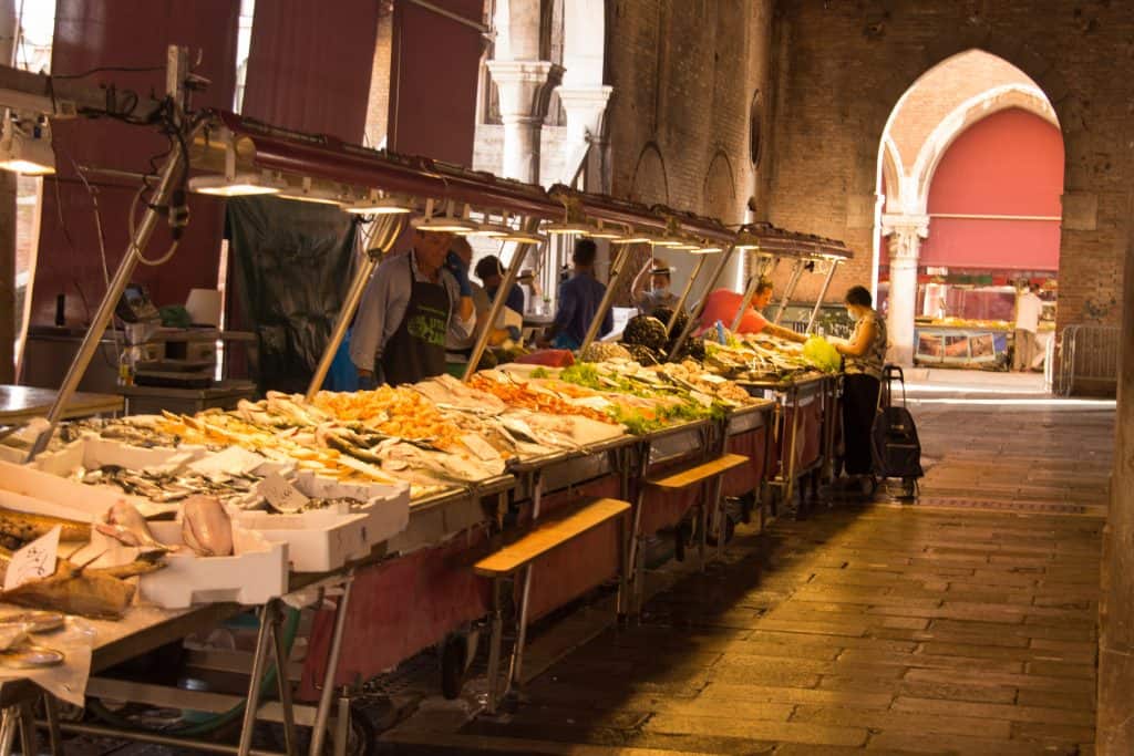 Visitare Venezia in 3 giorni: il mercato del pesce di Rialto
